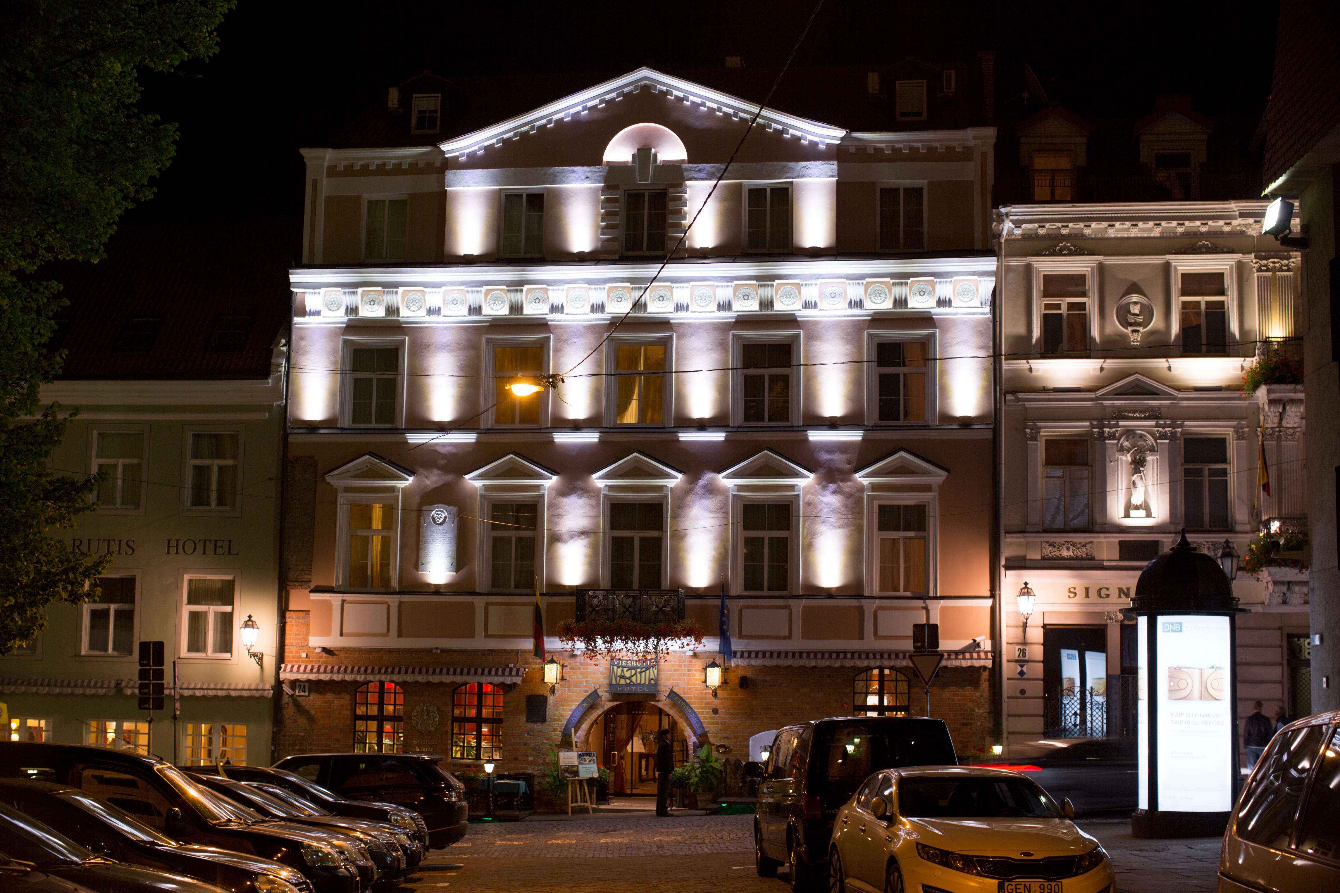 Narutis Hotel - Small Luxury Hotels Of The World Vilnius Exterior photo The hotel at night