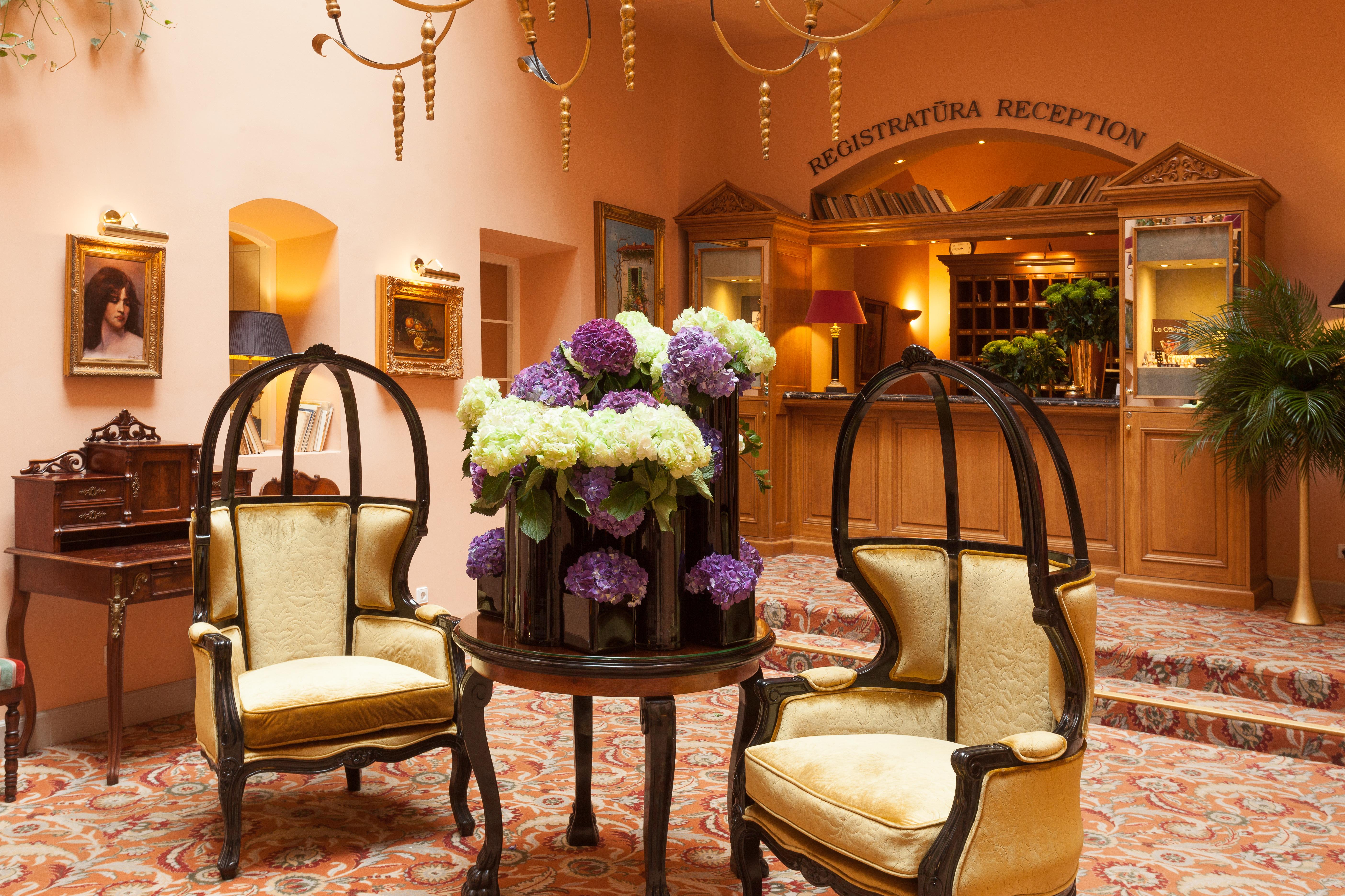 Narutis Hotel - Small Luxury Hotels Of The World Vilnius Exterior photo Reception